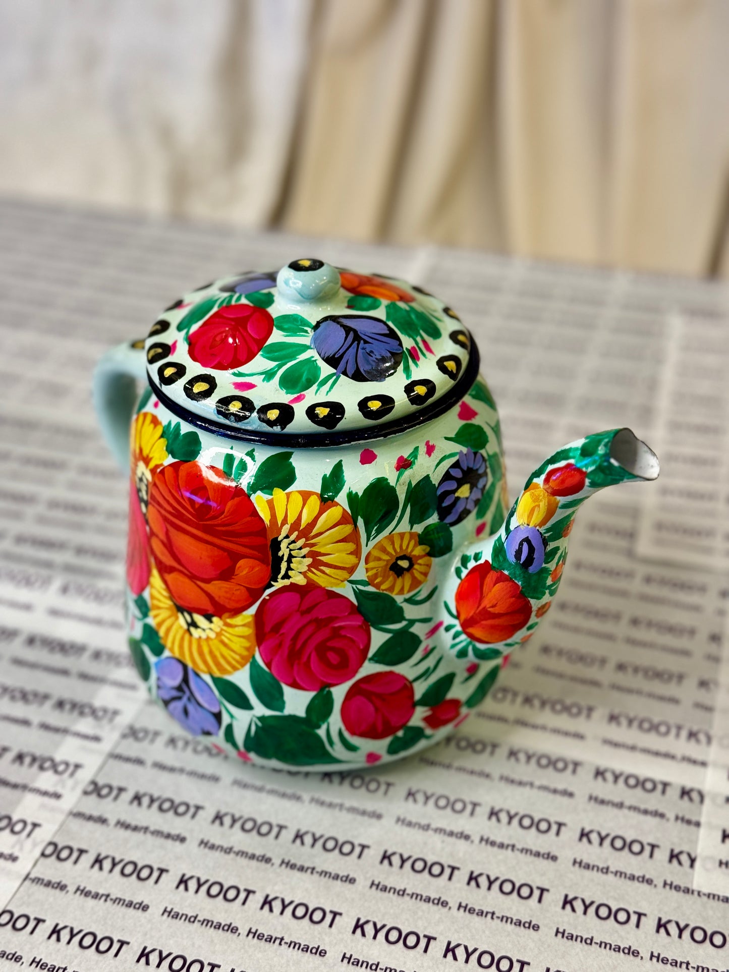 Cute Truck Art Kettle