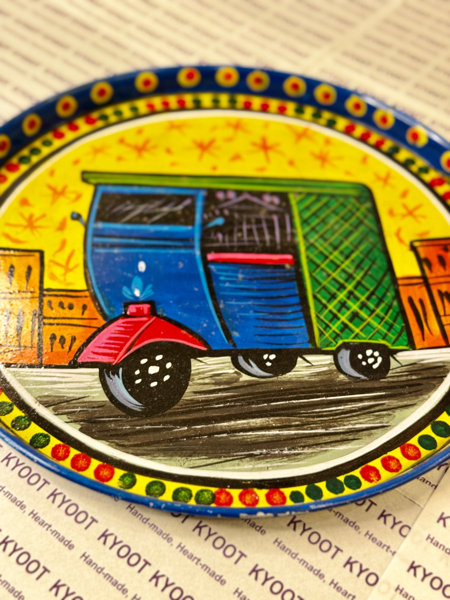 Round Truck Art Trays