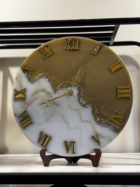 Beige & Gold - Resin Art Clock