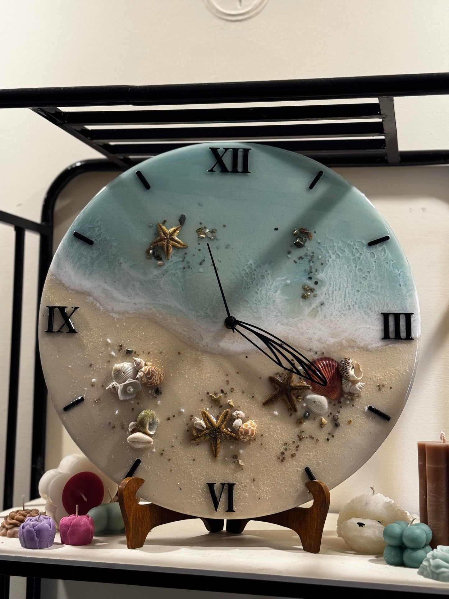 Seashell - Resin Art Clock