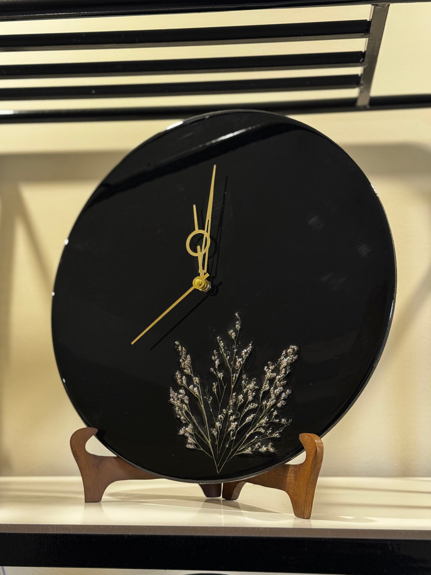 Black Feather - Resin Art Clock